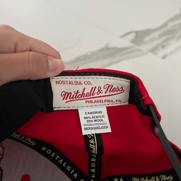 Toronto Raptors 75th Anniversary Hat - Picture 4 of 7